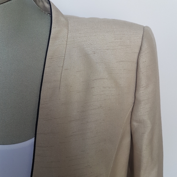 Jacques Vert 3/4 Sleeve Beige Jacket w/ Black Trim - Picture 5 of 6